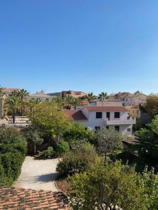 Tres Bel Appartement, Port Sanary, Zewnętrze zdjęcie